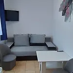 Homestay Lesny Dworek Leslaw Zieniewicz *