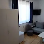 Lesny Dworek Leslaw Zieniewicz Homestay *