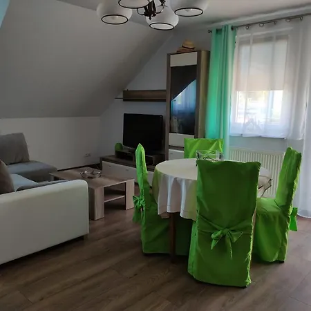 Lesny Dworek Leslaw Zieniewicz 홈스테이