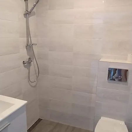 Lesny Dworek Leslaw Zieniewicz *