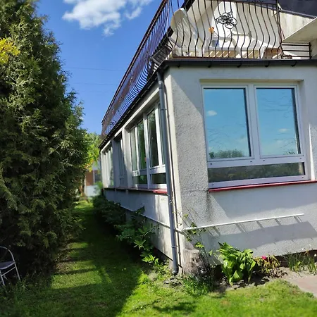 Lesny Dworek Leslaw Zieniewicz منزل للإقامة