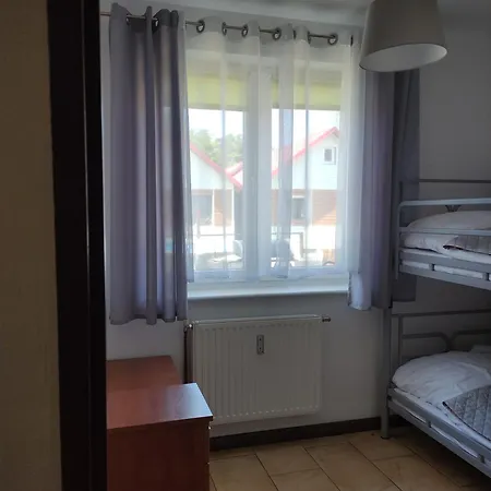 Lesny Dworek Leslaw Zieniewicz Habitación en casa particular *