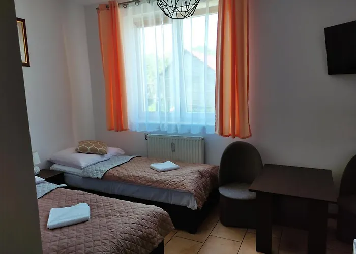 Lesny Dworek Leslaw Zieniewicz *