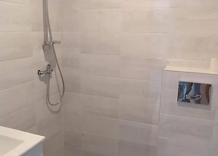 Lesny Dworek Leslaw Zieniewicz *