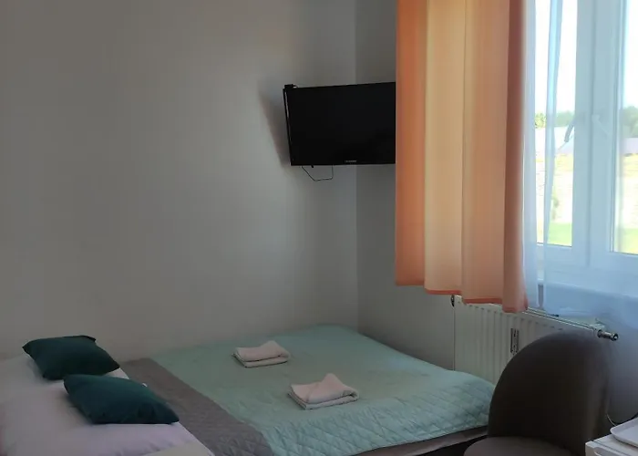 Lesny Dworek Leslaw Zieniewicz Habitación en casa particular